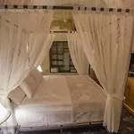 Agarta Cave Szálloda 3*
