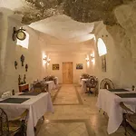 Szálloda Agarta Cave