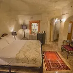 Szálloda Agarta Cave 3*