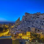 Szálloda Agarta Cave 3*