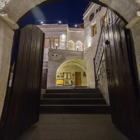 Agarta Cave Hotel 3*