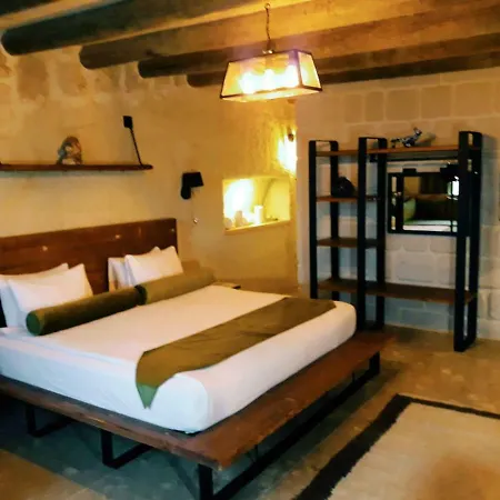 Hotel Agarta Cave 3*